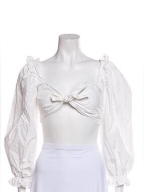Allína Liu  Puff-Sleeve Three-Quarter Crop Top
